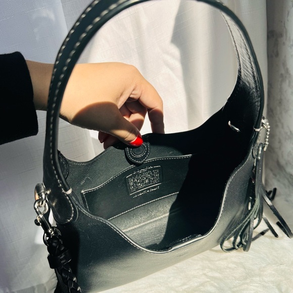 COACH Brooklyn Fringe Leather Shoulder Bag 23- EUC - Picture 9 of 10